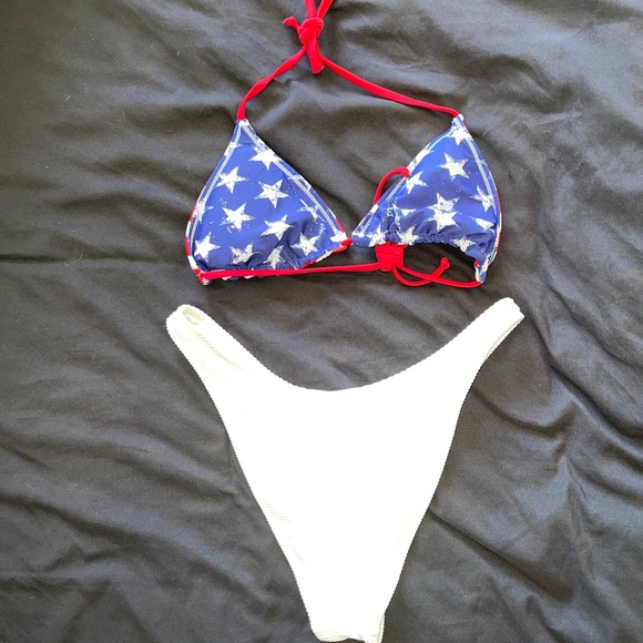 Reversible American Flag Bikini Set - Picture 1 of 2
